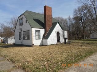 2402 Hendricks St, Anderson, IN 46016