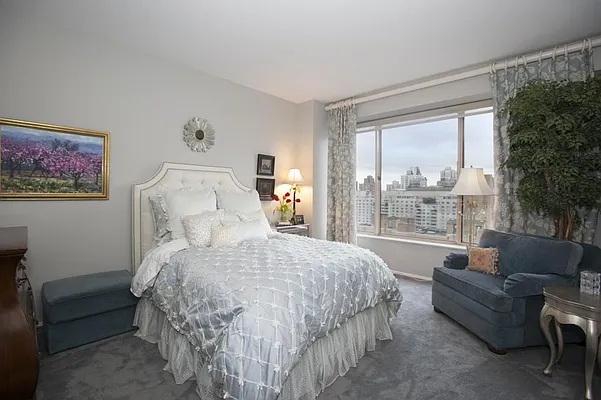 Sold by Olshan Realty | media 19