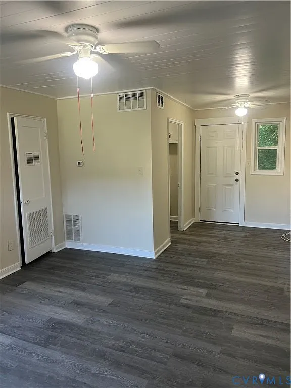 2 bed, 1.0 bath, $750 — Photo 3
