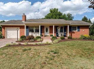 1213 S Dogwood Dr, Harrisonburg, VA 22801
