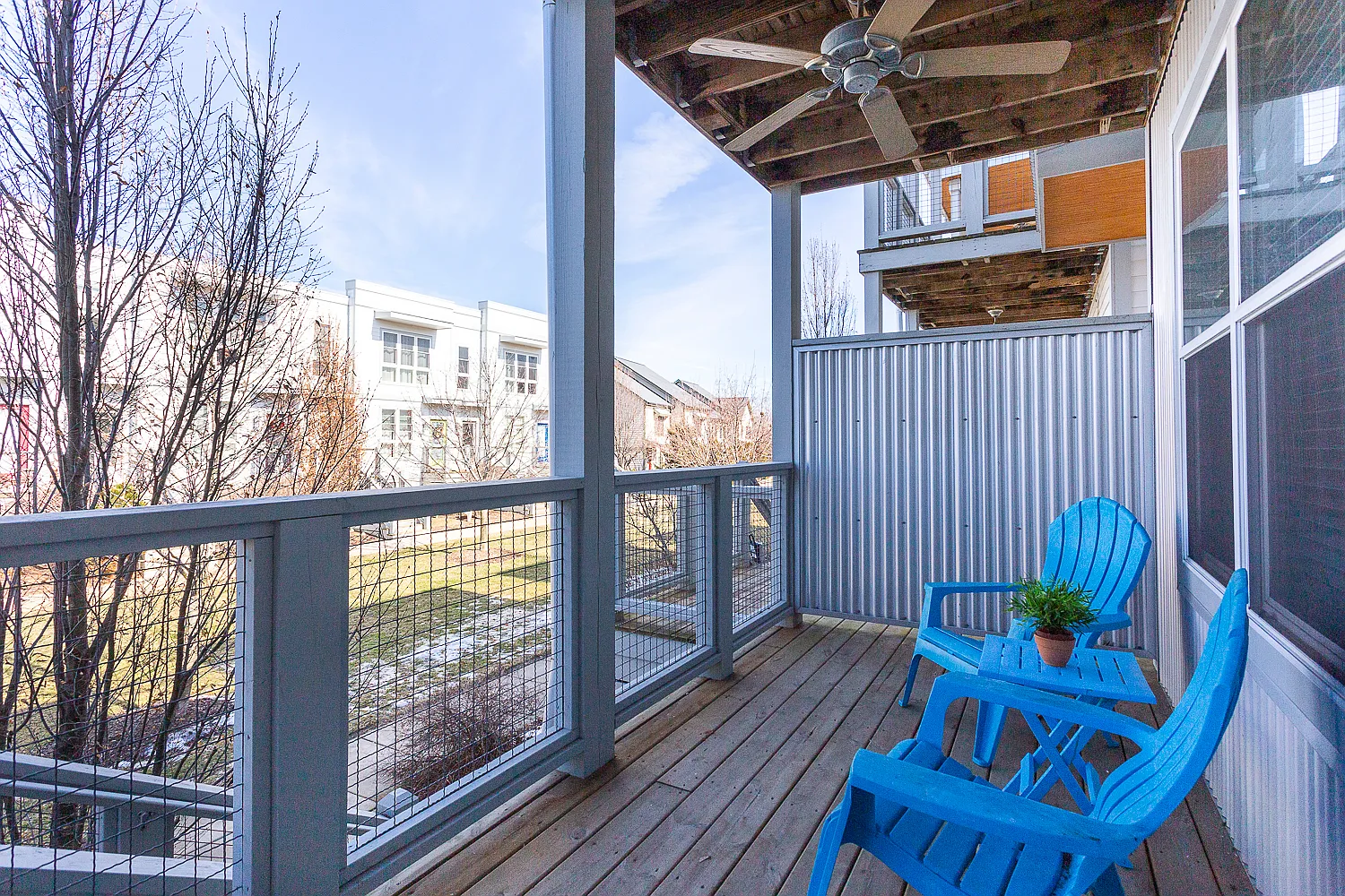 3 bed, 1271 sqft, $2,500 — Photo 3