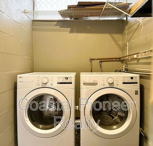 2614 Cove Cay Dr #204 — Photo 24
