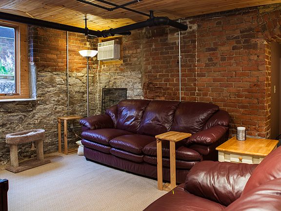 5th image of 300 Marshall Ave APT 7
