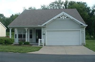 1st image of 28 Mallard Point Dr