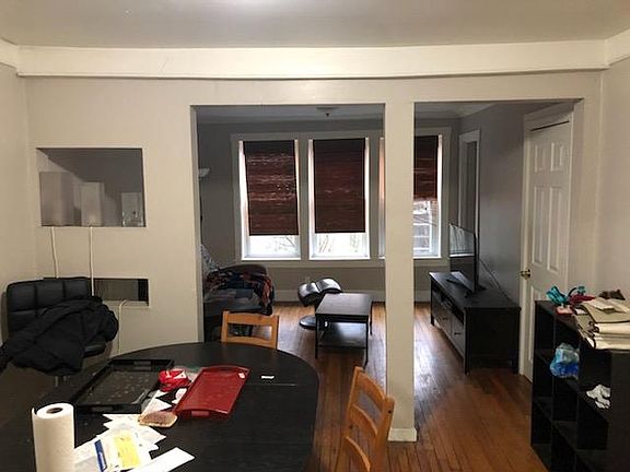 3rd image of 2051 W 18th Pl #1