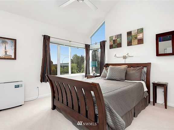 5th image of 15175 NE 81st Way Unit 101