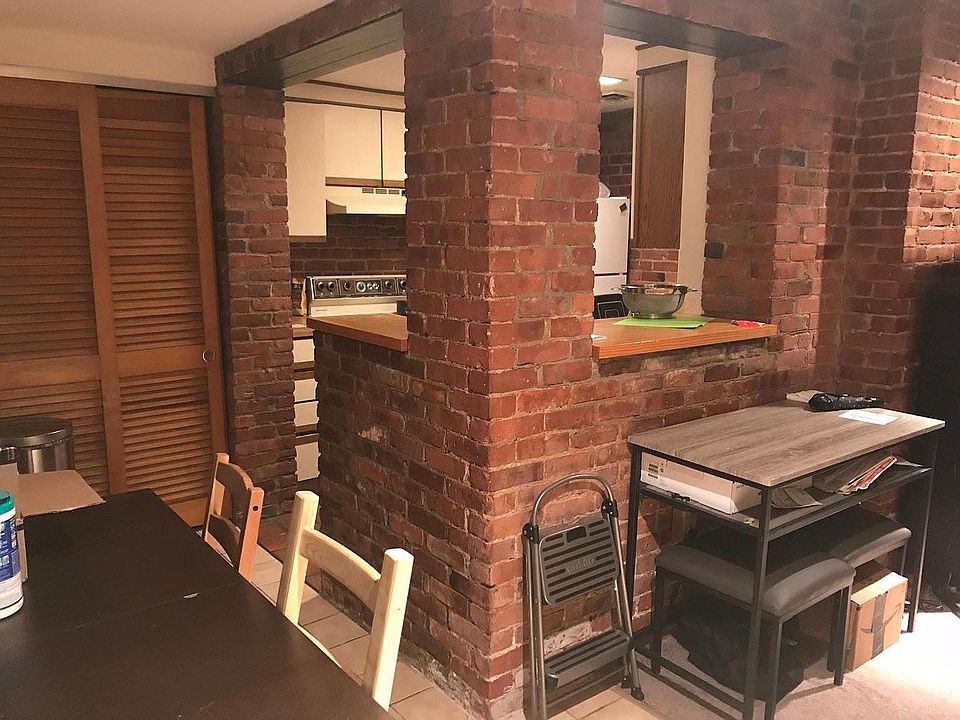 2nd image of 93 Gainsborough St #120