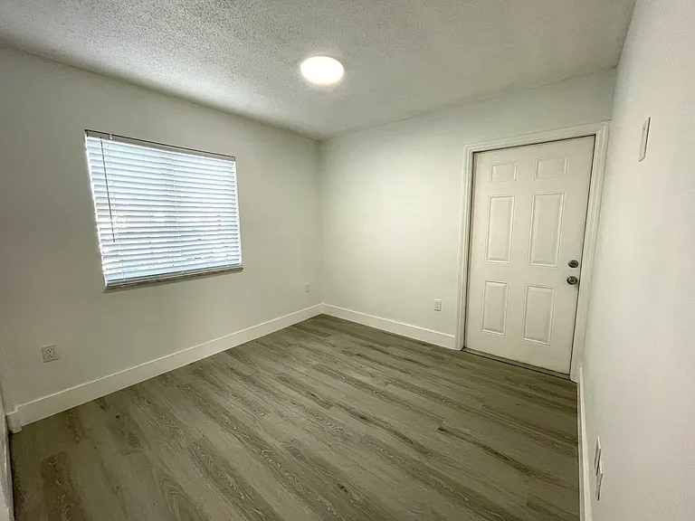 18254 SW 143rd Pl — Photo 27