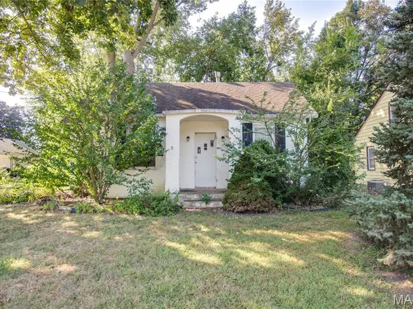 302 Fletcher St, Jerseyville, IL 62052