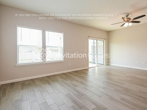 5th image of 12654 Josslyn Ln