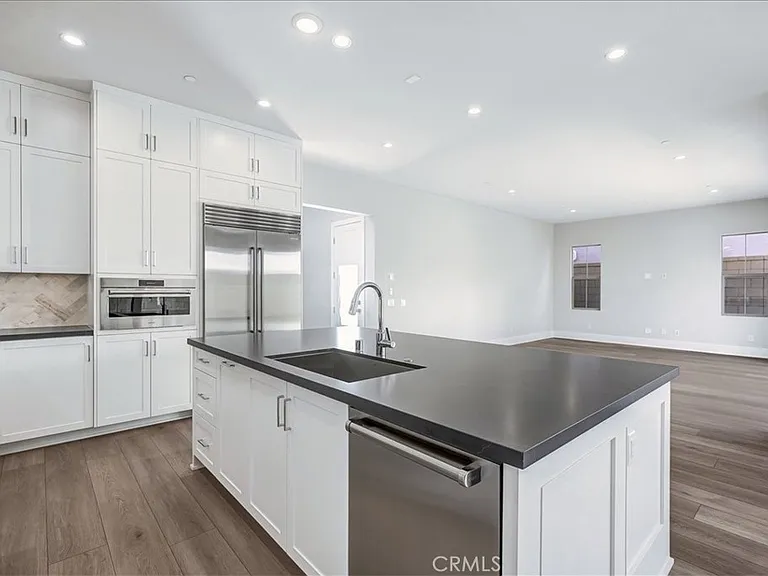 212 Mistwater — Photo 12