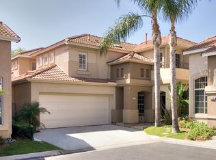 8146 Constantine Dr, Huntington Beach, CA 92646
