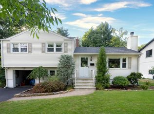 767 June Dr, Paramus, NJ 07652