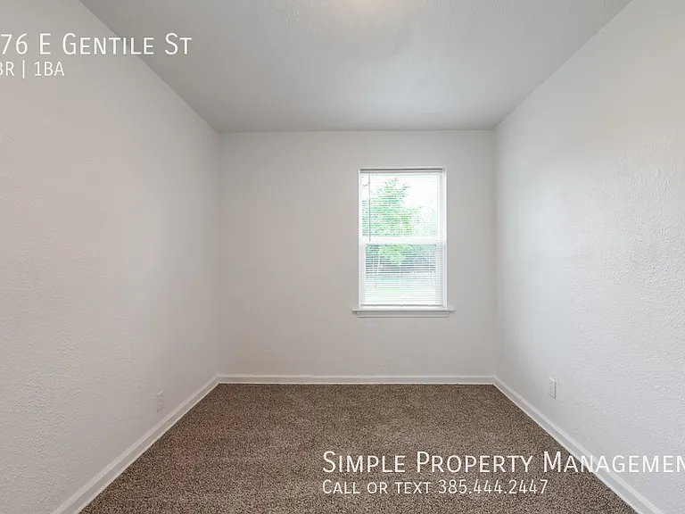 476 E Gentile St — Photo 13