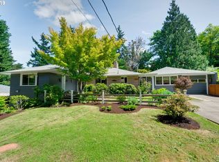 1982 Wembley Park Rd, Lake Oswego, OR 97034