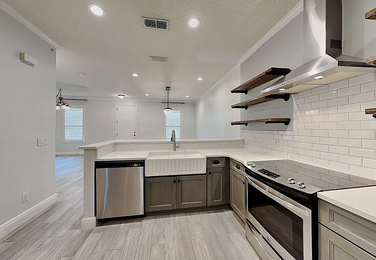 5439 Kumquat Loop — Photo 2