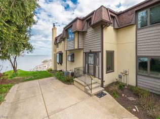 4601 Compass Rose #30, Vermilion, OH 44089