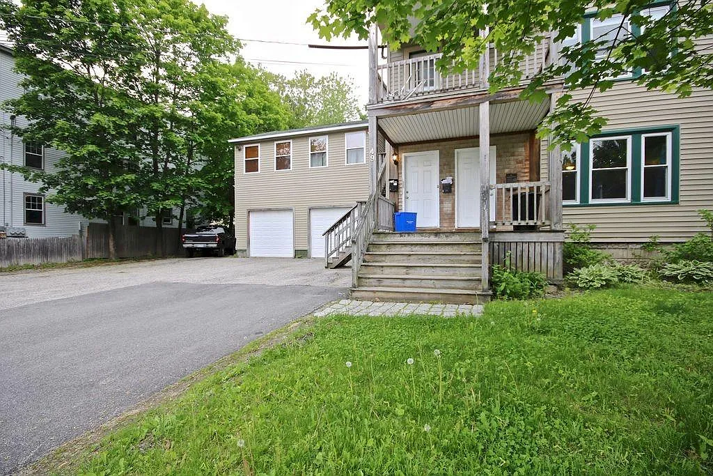 2 bed, 1100 sqft, $2,700 — Photo 2