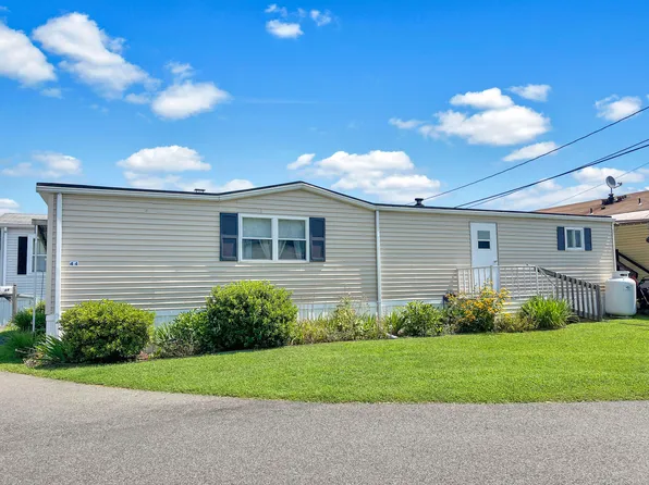 44 Loring Court, Wallingford, CT 06492