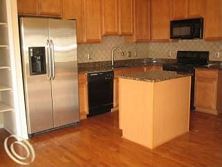 3rd image of 24153 Noble Dr #1