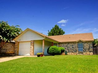 10036 Lone Eagle Dr, Fort Worth, TX 76108