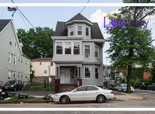 42 Fabyan Pl, Newark, NJ 07108