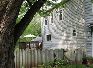 11 Sturtevant St, Norwich, CT 06360