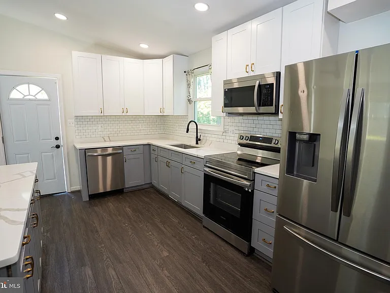 2816 Ballenger Creek Pike — Photo 6