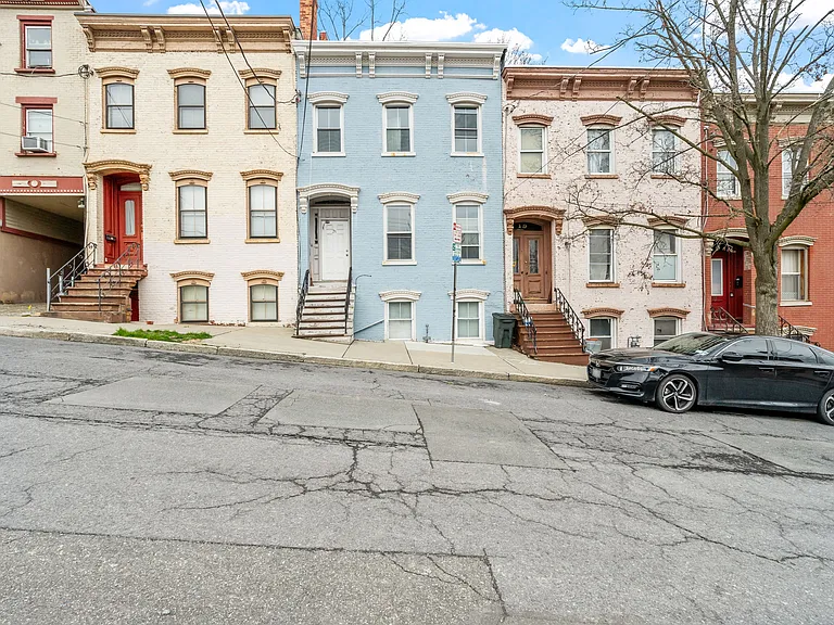 21 Myrtle Ave #2 — Photo 6