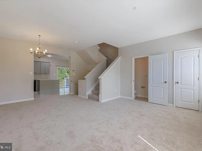 11696 Palm Desert Pl — Photo 12