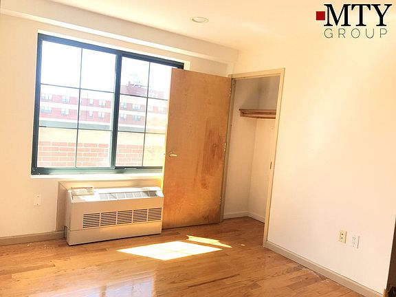 5th image of 5828 44th Ave APT 9F