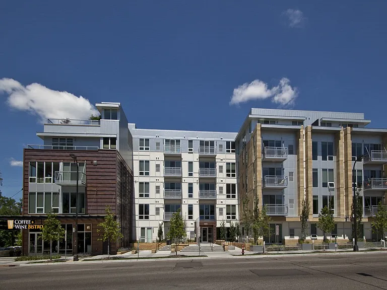 1800 Lake — Photo 19