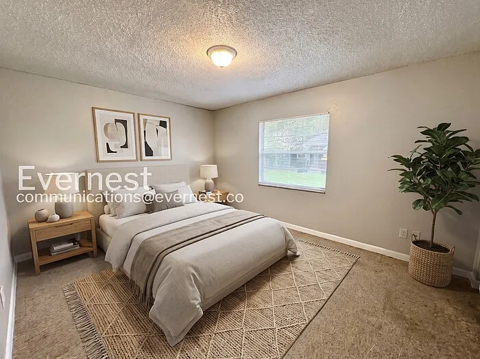 3058 Saint Paul Dr — Photo 5