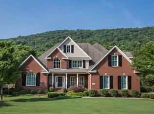 305 Broad Armstrong Dr, Brownsboro, AL 35741