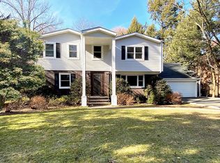 180 Knickerbocker Rd, Closter, NJ 07624