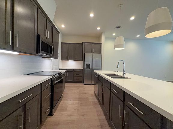 2nd image of 5915 Haring Ln