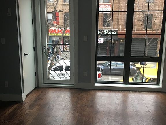 5th image of 681 Franklin Ave #2A