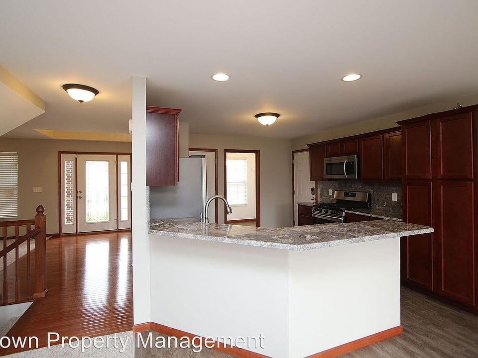1st image of 9126 Basswood Dr