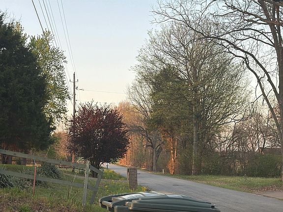4th image of 185 Belmont Rd
