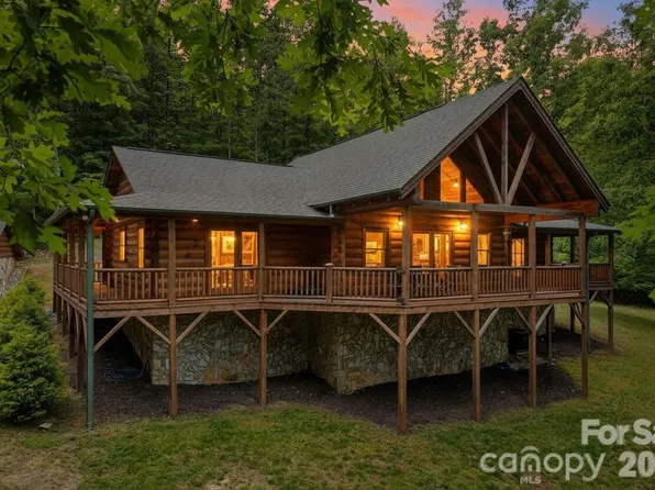 34 Waterfall Dr, Marion, NC 28752