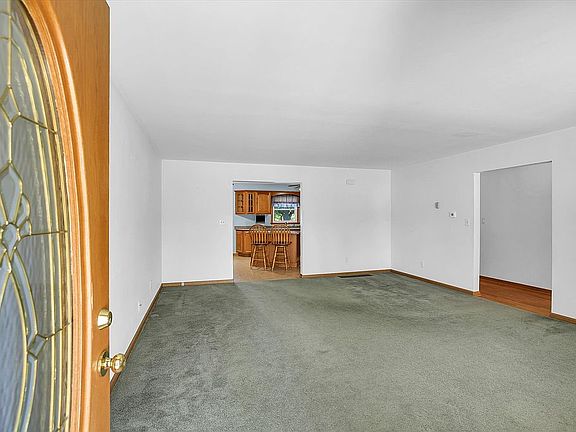 3rd image of 360 W Second South St