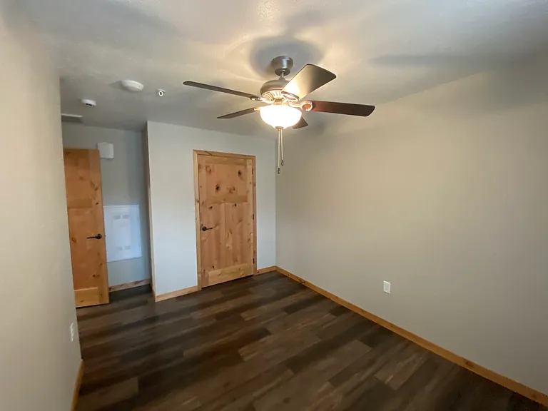 Sunset Place Apartments — Photo 40