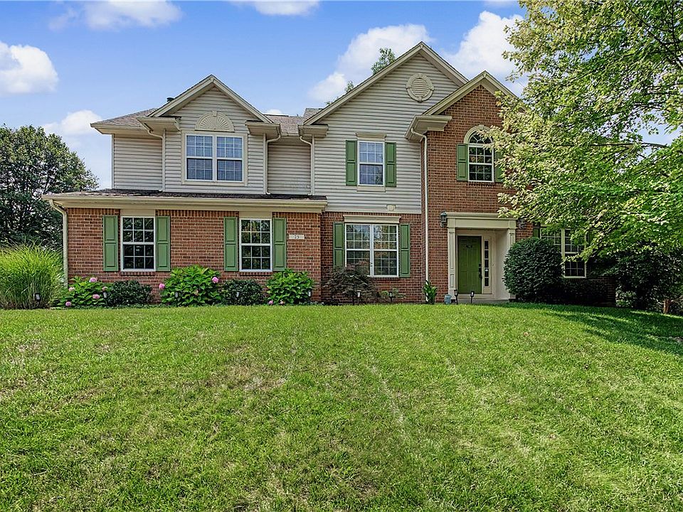 1st image of 25 Clay Manor Ct