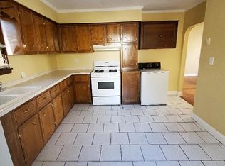 166 Beattie St #1, Fall River, MA 02723
