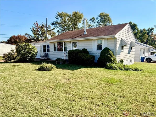 6308 Sheppard Dr, Saint Louis, MO 63123