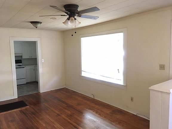 2nd image of 1144 S Crutcher Ave