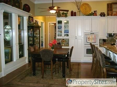 5th image of 6248 Charenton Ln