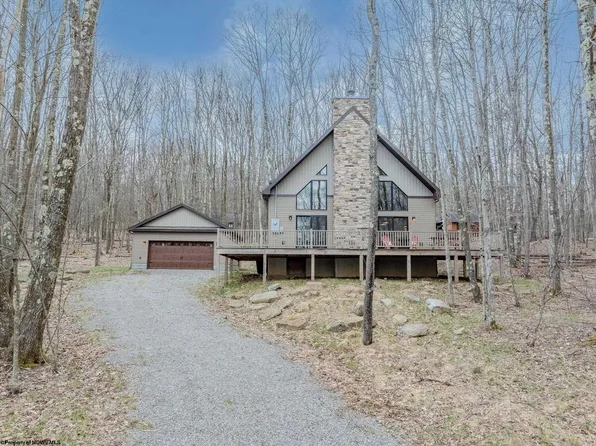 533 Windflower Dr, Terra Alta, WV 26764