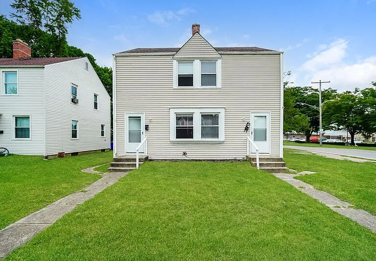 1732-1734 E Whittier St #1734 — Photo 1