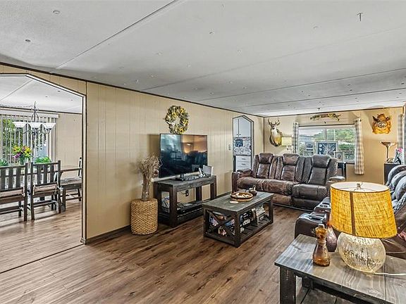 2nd image of 3490 ESPO DRIVE